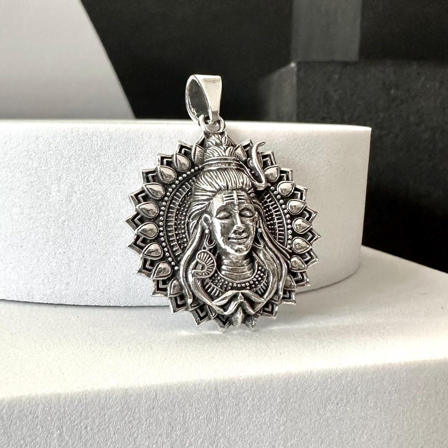 Buddhism Siddhartha Gautama Pendant/Necklace