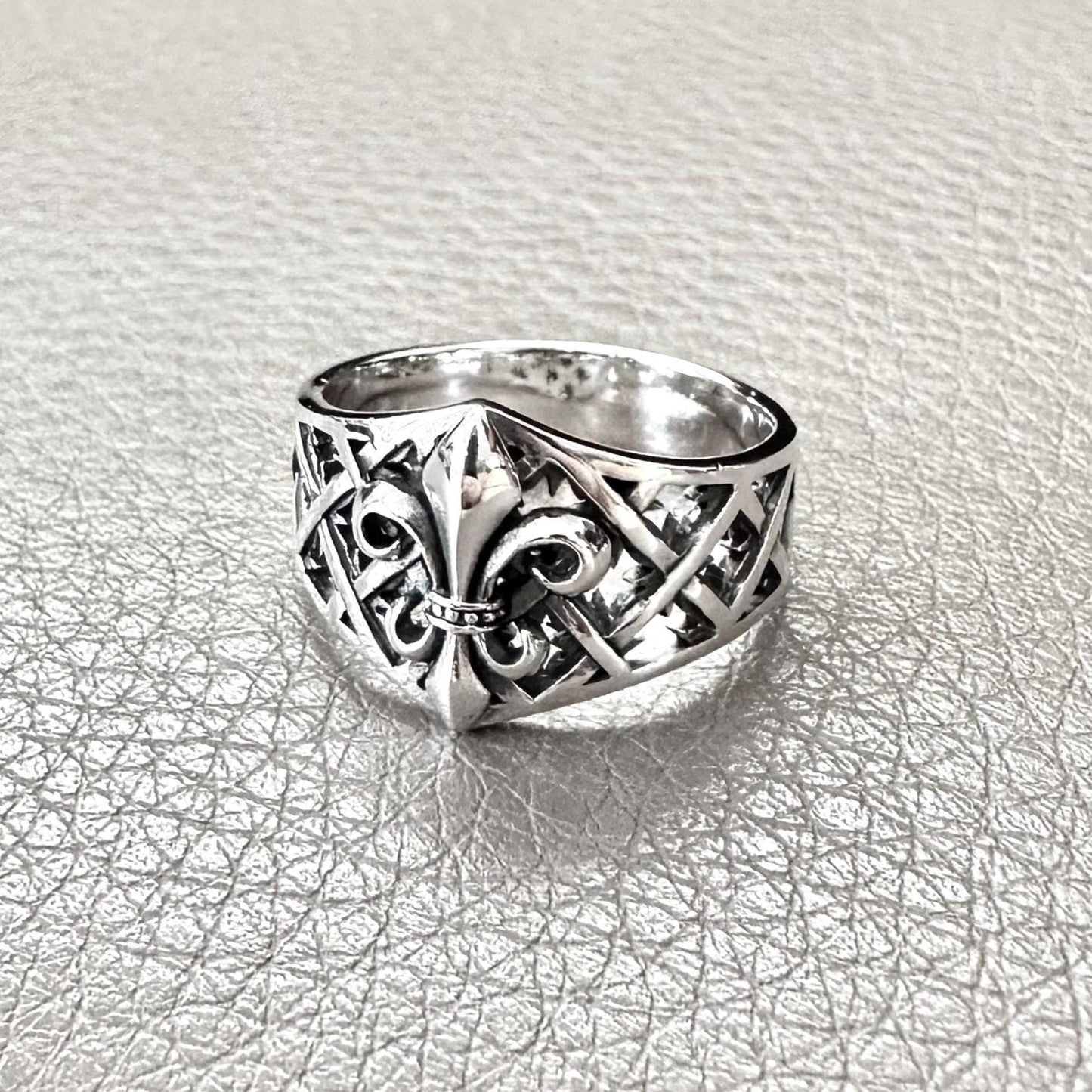 Fleur De Lis Three Musketeer French Heritage  Ring