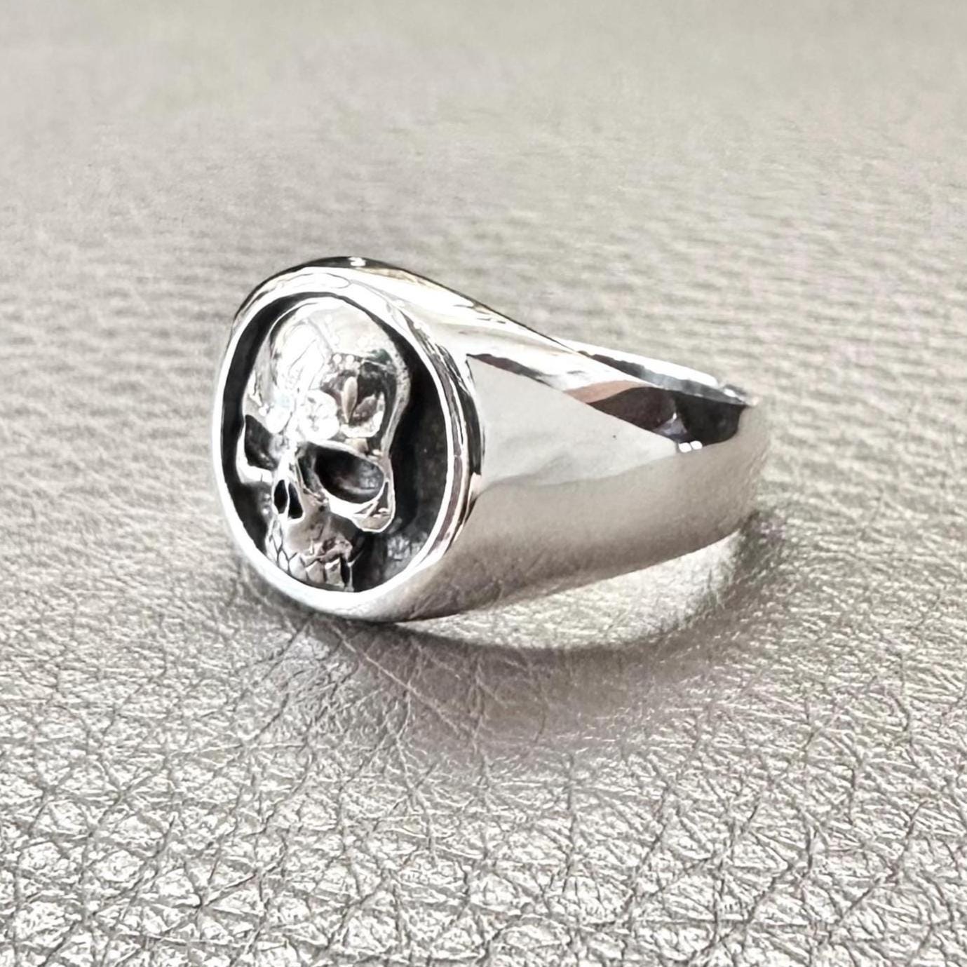 Skull Punk Gothic Pirate Skull Bones Biker Ring
