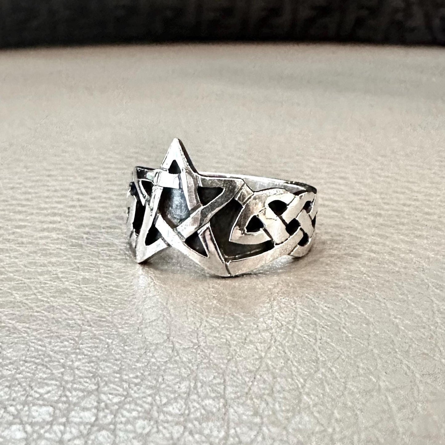 Pentagram Wiccan Pentacle Gothic Magical Star Ring