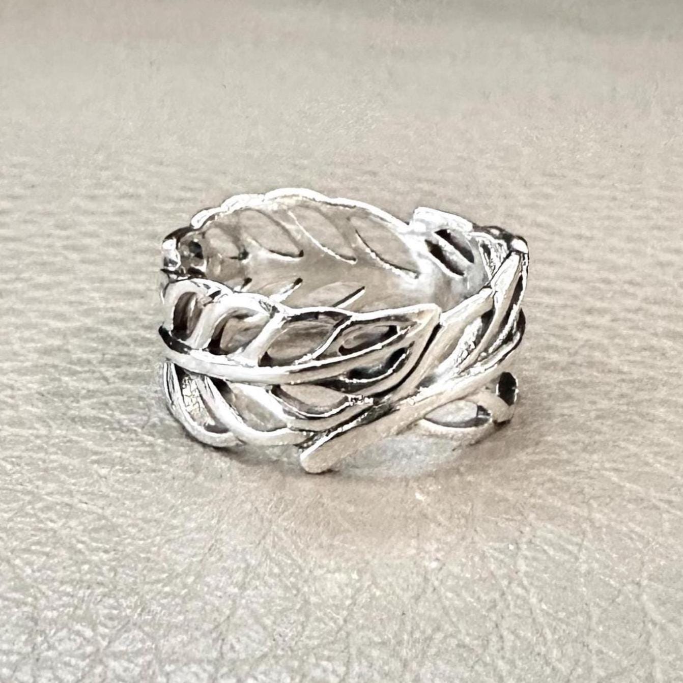 Olive Leaf Fashion Ring