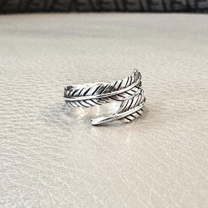 Eagle Feather Native American Indians Hawk Ring