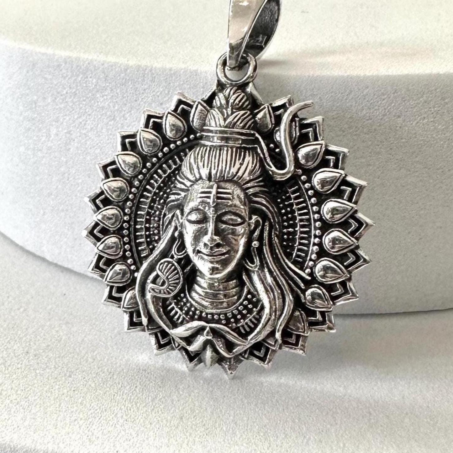Buddhism Siddhartha Gautama Pendant/Necklace