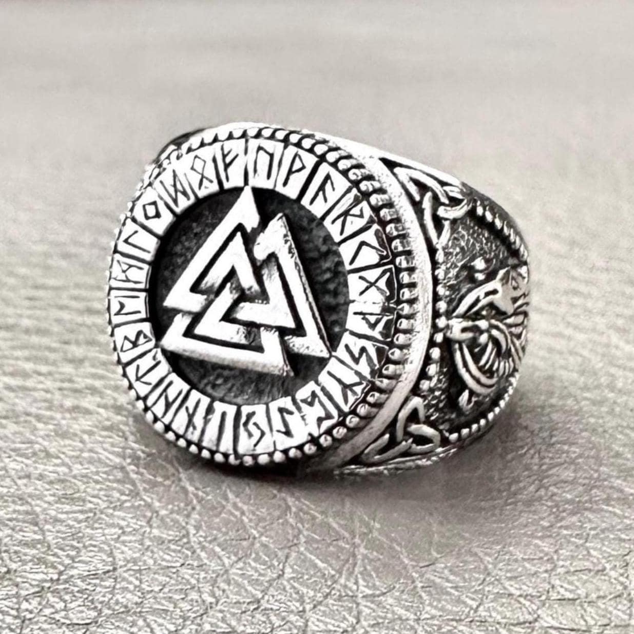 Valknut Viking Interlocked Triangles Celtic Knot Ring