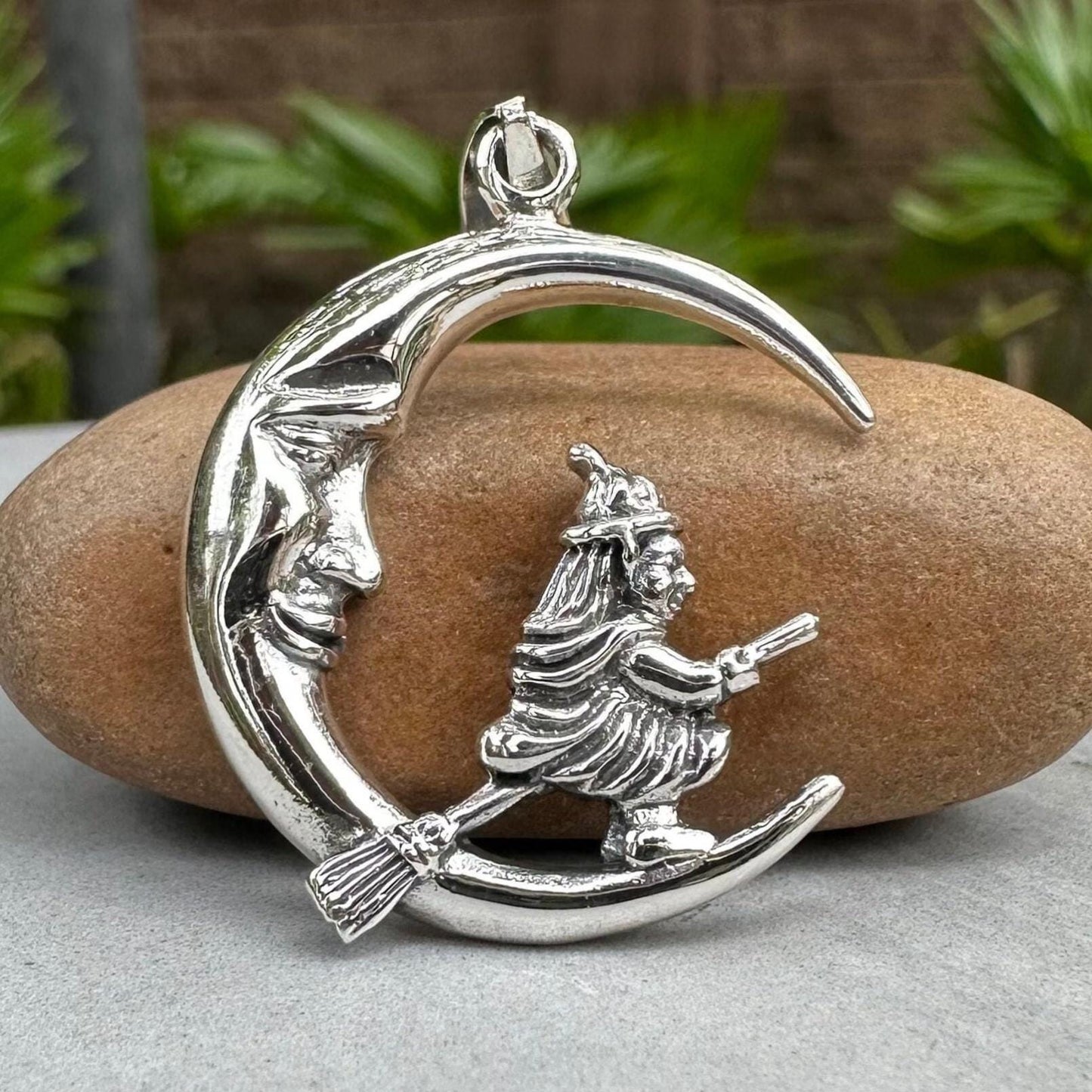 Crescent Moon Witch Celtic Half Moon Luna Pendant/Necklace