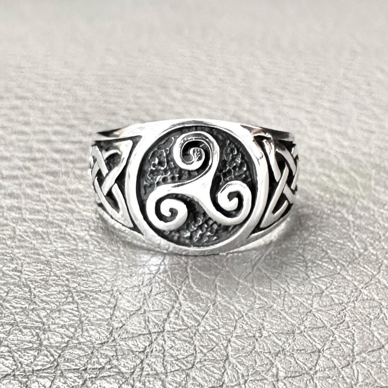 Triskelion Celtic Knot Spiral Design Viking Triskele Ring