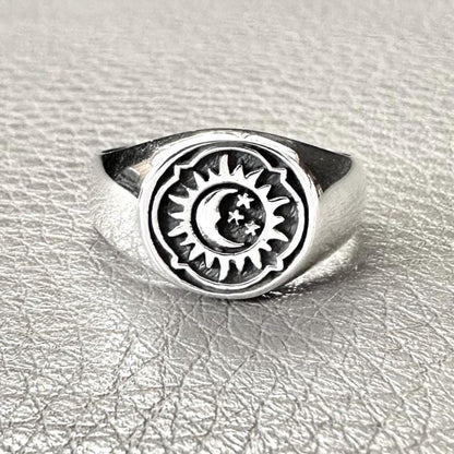 Crescent Moon and Sun Celtic Design Ring