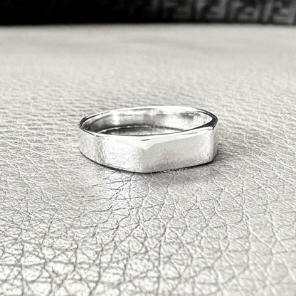 Plain Band Women Ring