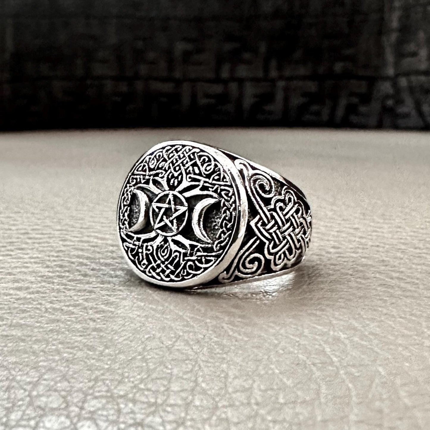 Tree of Life Viking Yggdrasil Celtic World Tree Pentagram Ring