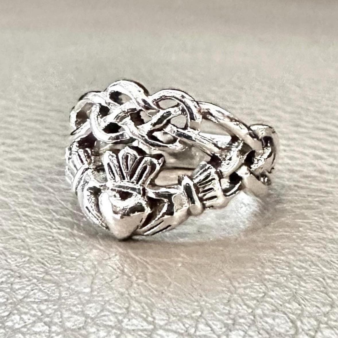 Claddagh Heritage Irish Celtic Knot Heart Ring
