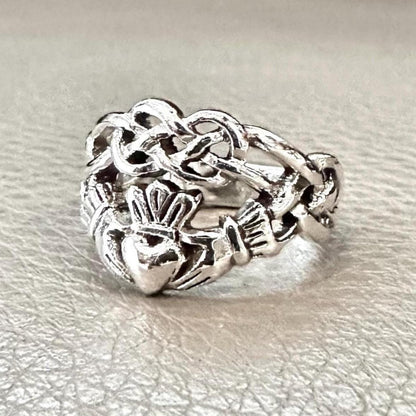 Claddagh Heritage Irish Celtic Knot Heart Ring