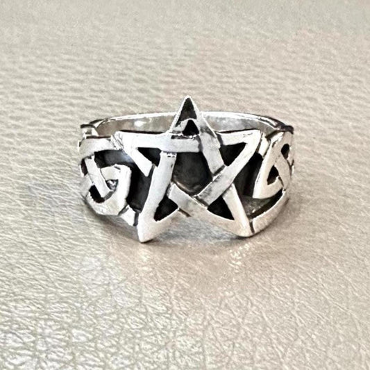 Pentagram Wiccan Pentacle Gothic Magical Star Ring