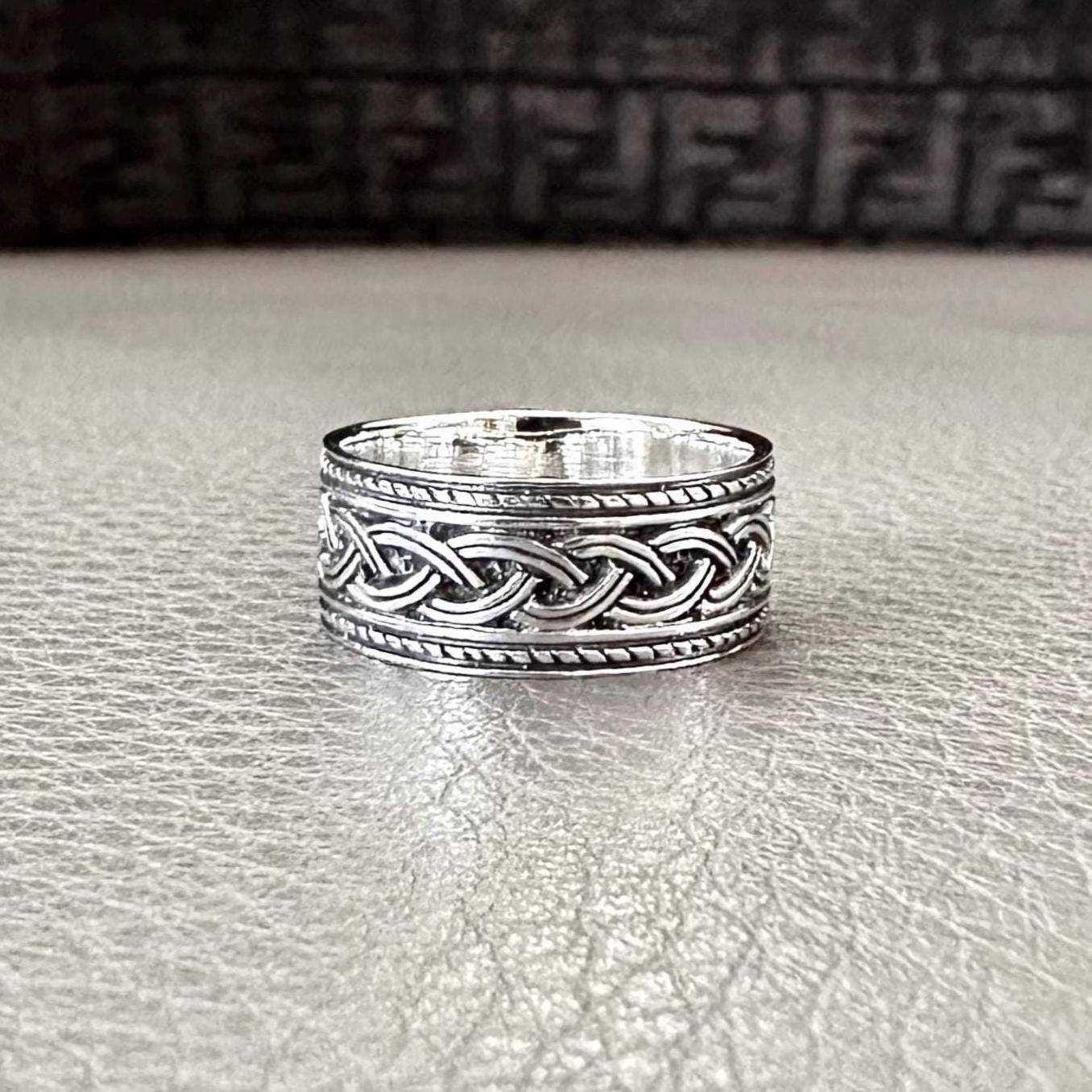 Celtic Knot Infinity Endless Viking Irish Ring