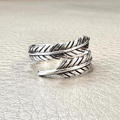 Eagle Feather Native American Indians Hawk Ring