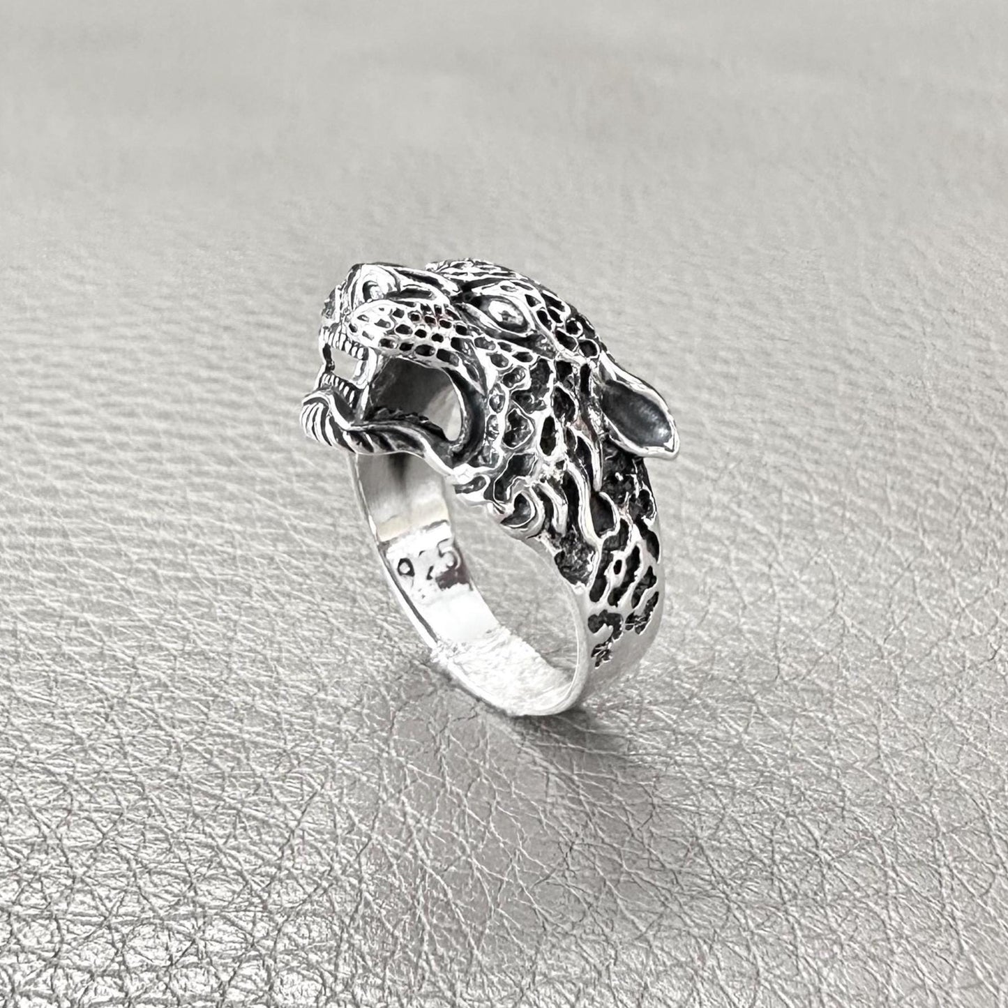 Tiger Wild Animal Tigris Cheetah Leopard Ring