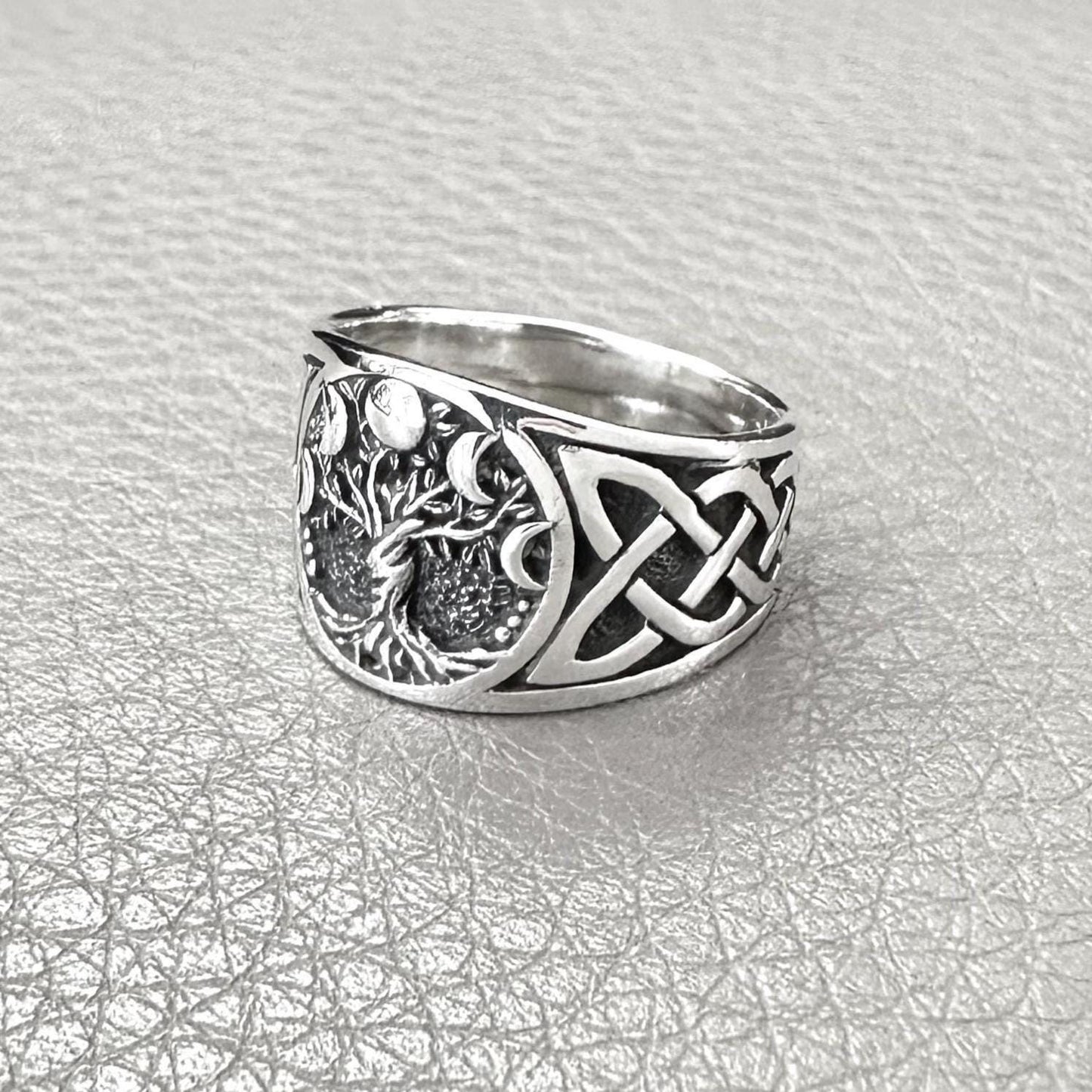 Tree of Life Viking Yggdrasil Celtic World Tree Ring