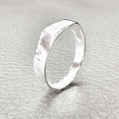 Plain Band Women Ring
