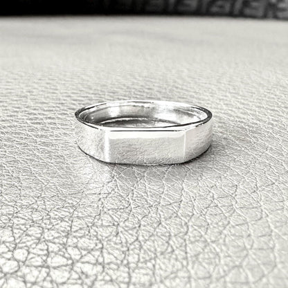 Plain Band Women Ring