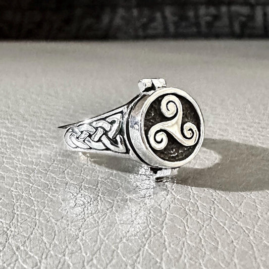 Triskelion Celtic Knot Design Viking Locket Ring