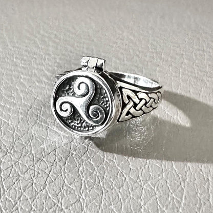 Triskelion Celtic Knot Design Viking Locket Ring