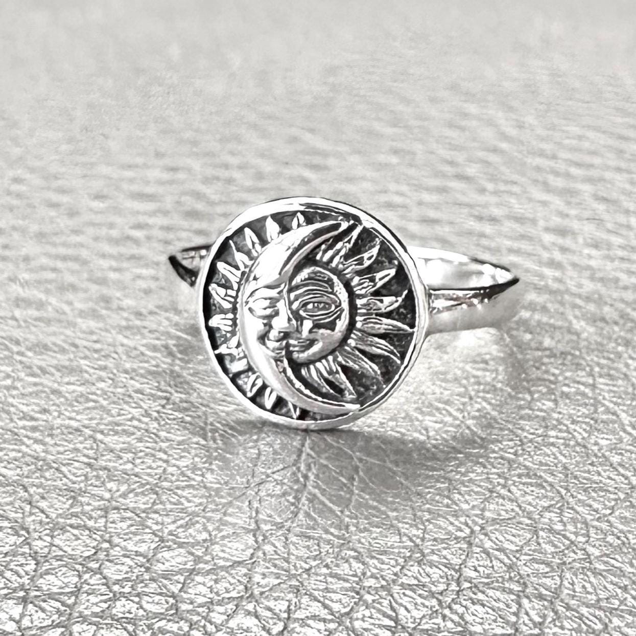 Sun & Crescent Moon Celtic Design Luna Ring