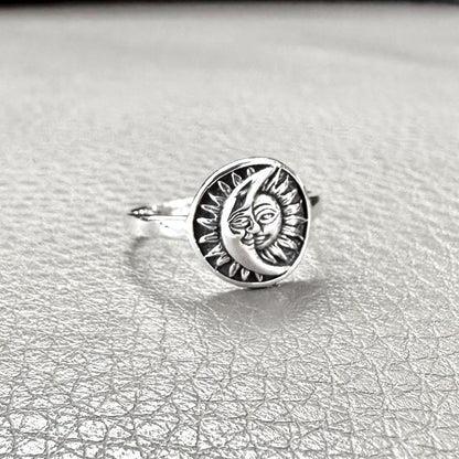 Sun & Crescent Moon Celtic Design Luna Ring