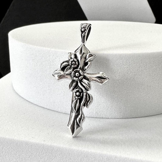 Christian Jesus Crucifix Cross Pendant/Necklace