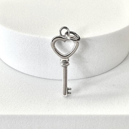 Heart Key Pendant Love Symbol Pendant/Necklace