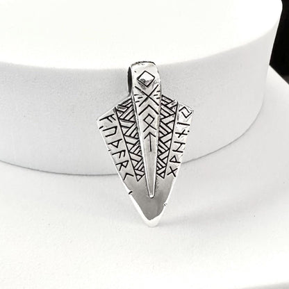 Gungnir Viking Norse Spear Head Arrowhead Pendant/Necklace