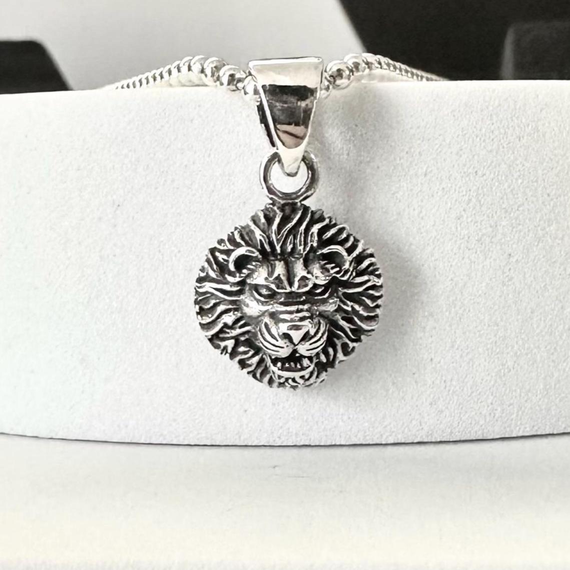 Lion Leo Zodiac King of Jungle Beast Pendant/Necklace