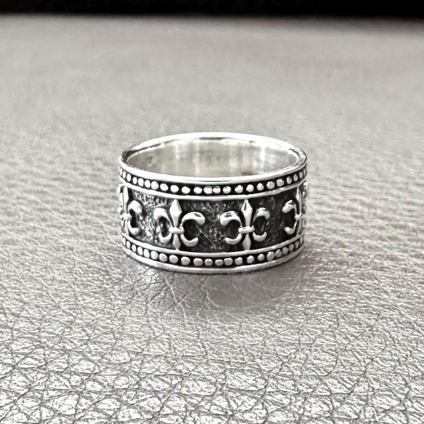 Fleur De Lis Three Musketeer French Lily Ring