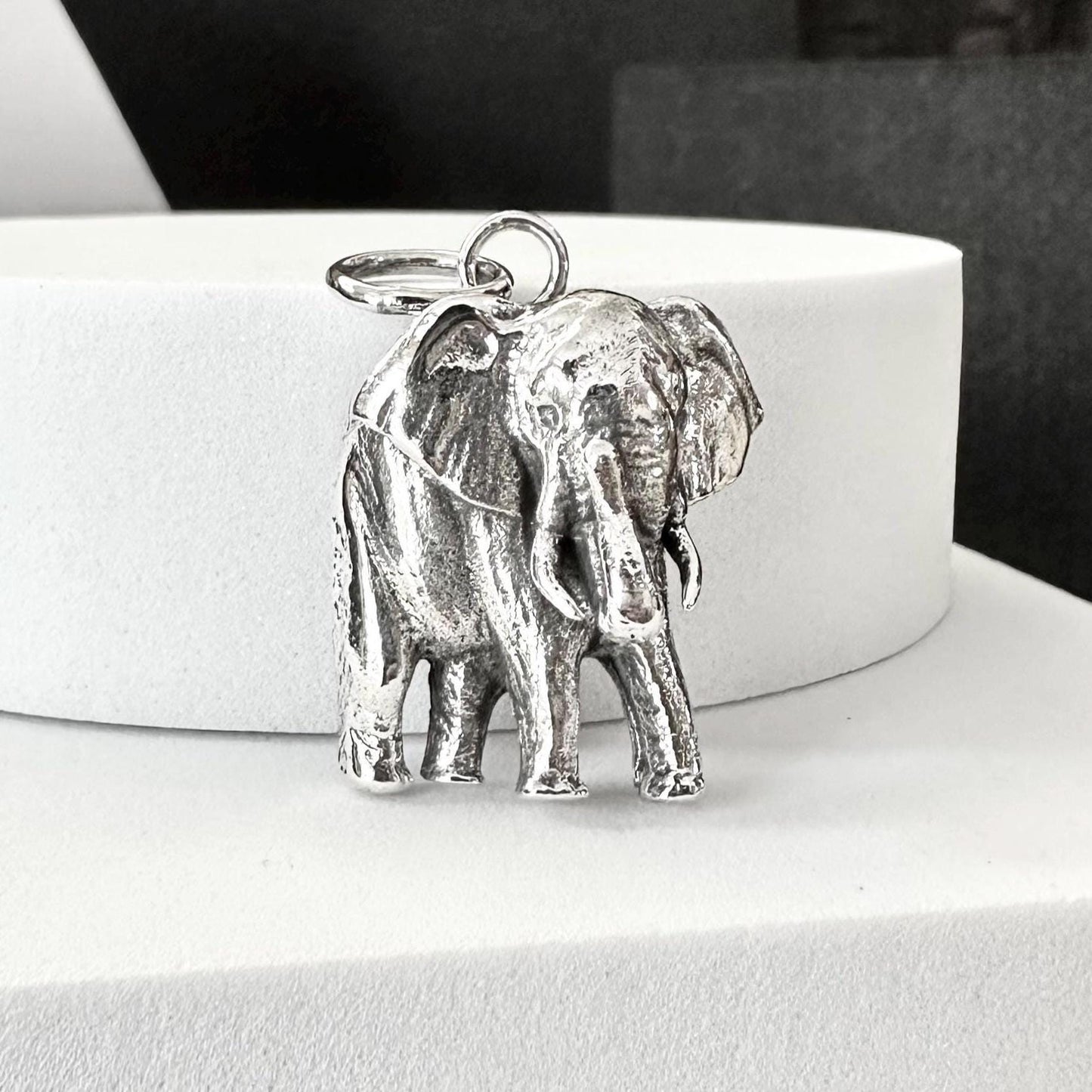 Elephant Thailand Wild Life Pendant/Necklace