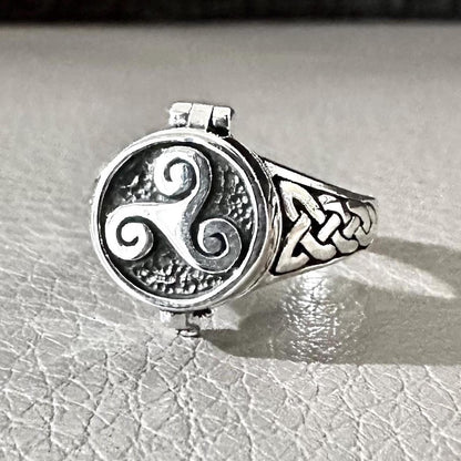 Triskelion Celtic Knot Design Viking Locket Ring