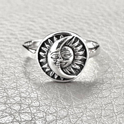 Sun & Crescent Moon Celtic Design Luna Ring