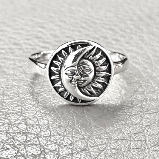 Sun & Crescent Moon Celtic Design Luna Ring