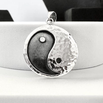Yin Yang Taijitu Chinese Philosophy Balance Pendant/Necklace