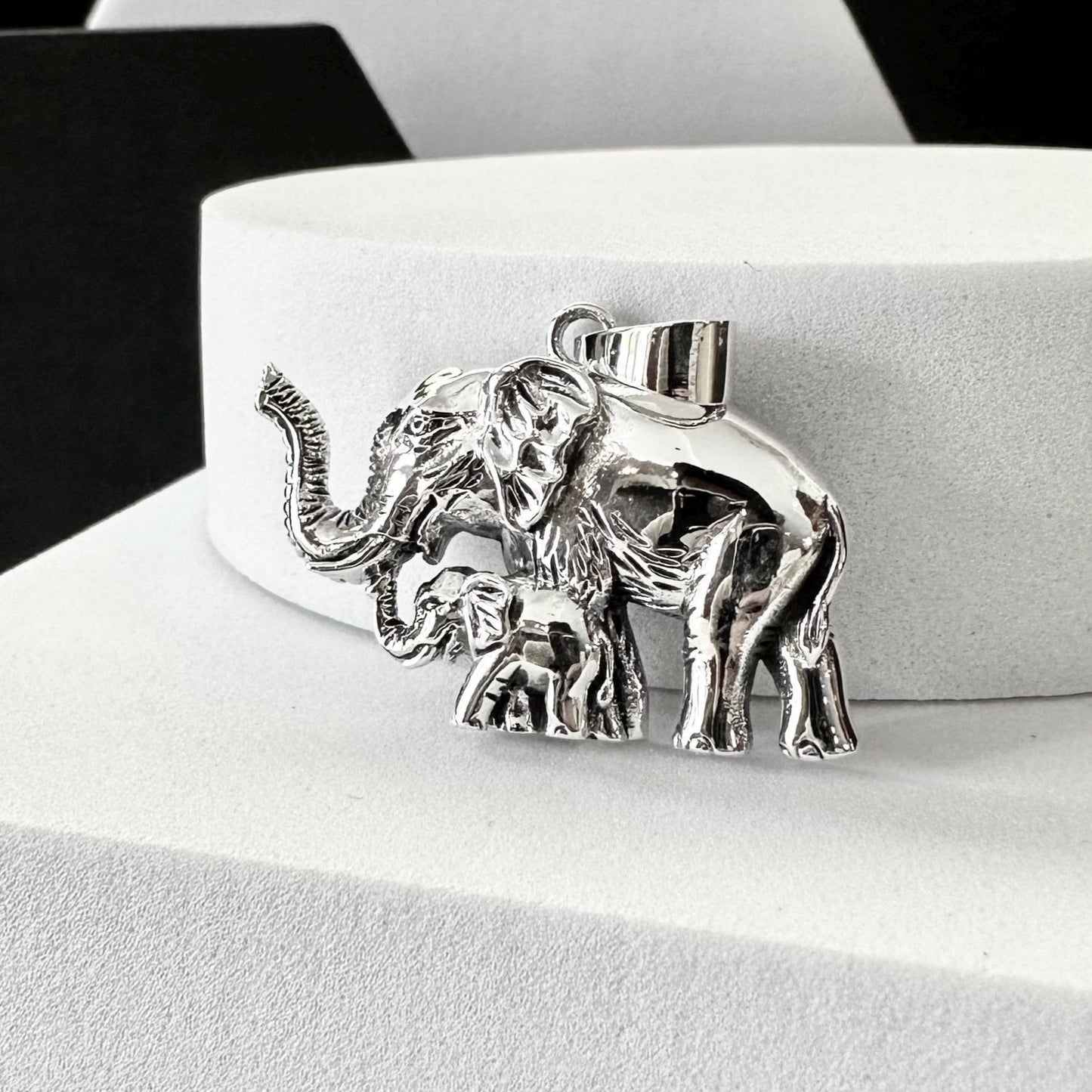 Elephant\ Thailand Wild Life Elephant Animal Pendant/Necklace