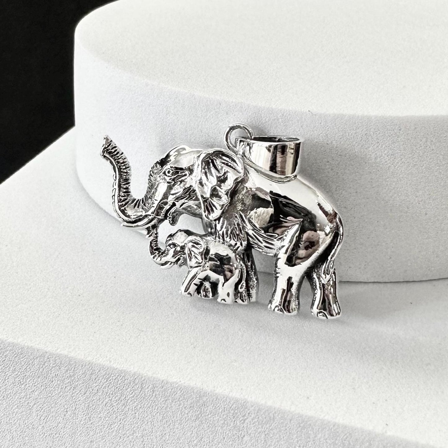 Elephant\ Thailand Wild Life Elephant Animal Pendant/Necklace