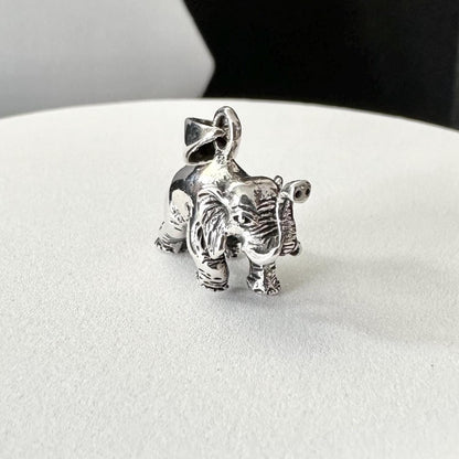 Elephant Thailand Wild Life Animal Pendant/Necklace