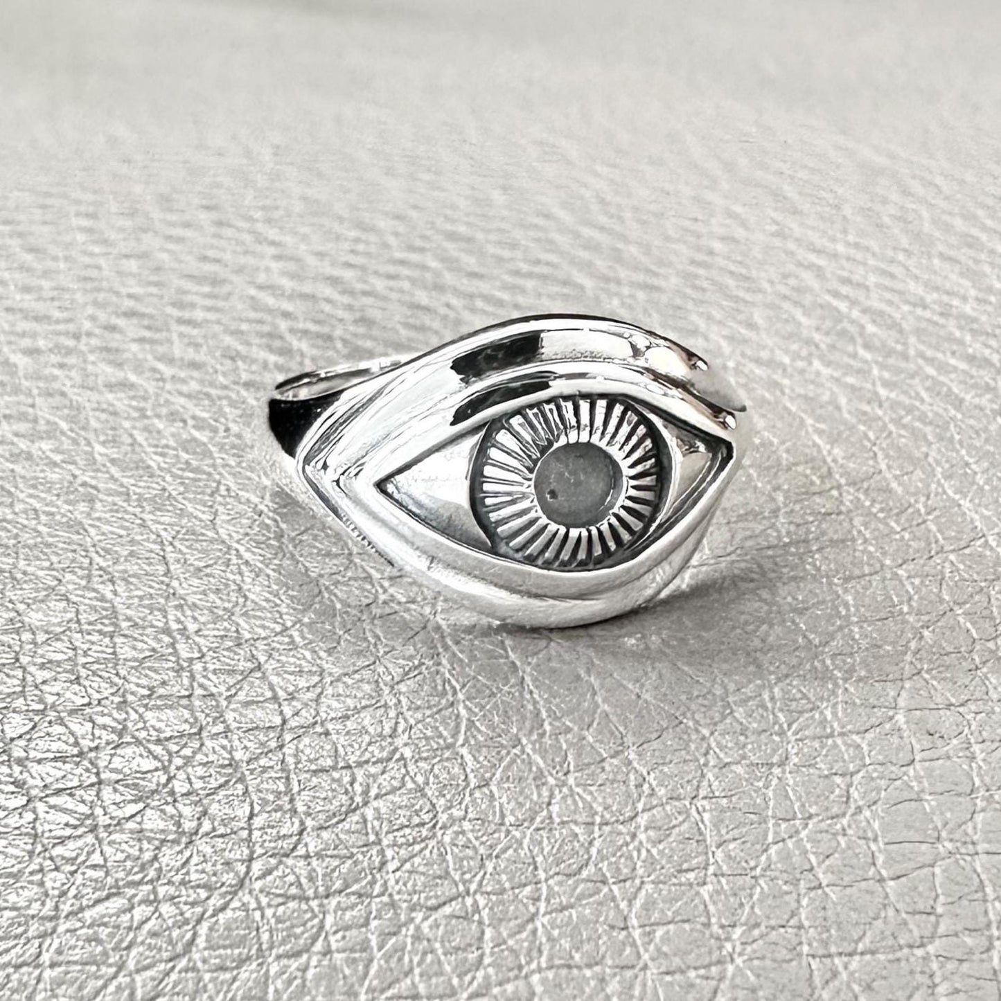 Egypt Eye of Horus Falcon Egyptian God Symbol Ring