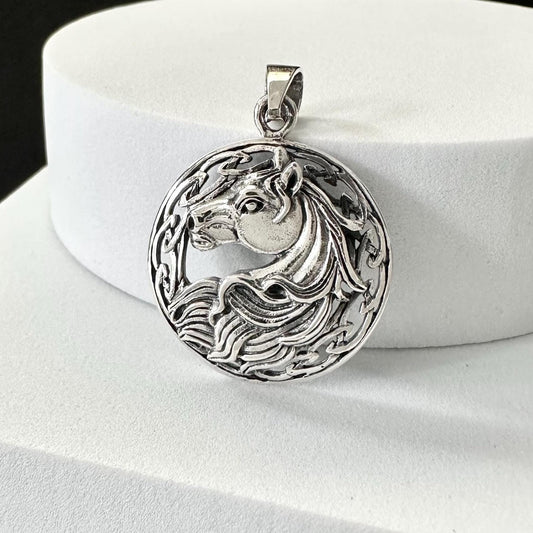 Sleipnir Pendant Viking Legend Mythology Odin Horse Pendant/Necklace