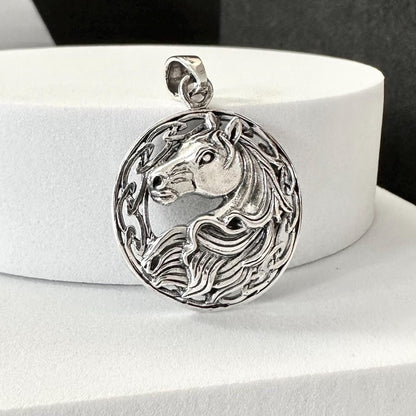 Sleipnir Pendant Viking Legend Mythology Odin Horse Pendant/Necklace
