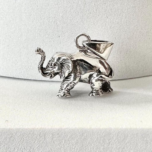 Elephant Thailand Wild Life Animal Pendant/Necklace