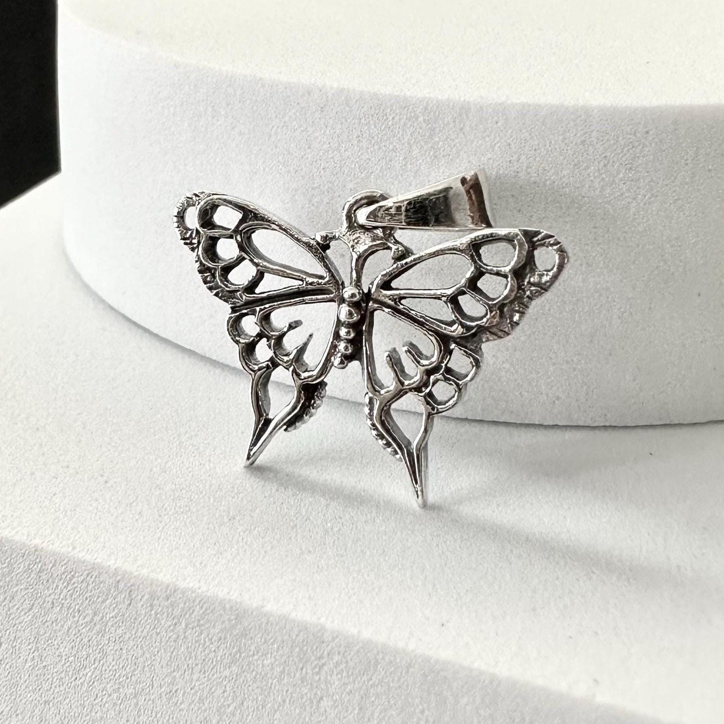 Butterfly Insect Monarch Pendant/Necklace