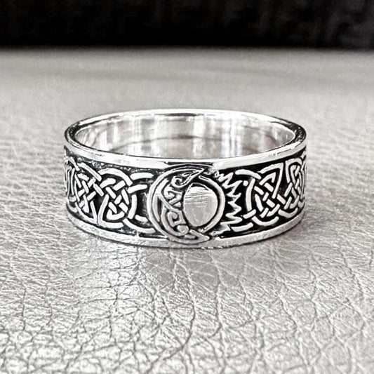 Sun & Crescent Moon Celtic Infinity Knot Design Ring