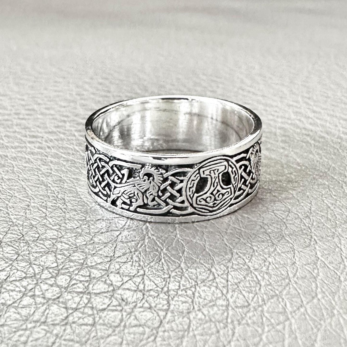 Thor's Hammer Viking Mjolnir Celtic Knot Tanngrisnir Ring