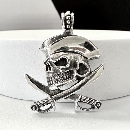 Pirate Skull Gothic Punk Skeleton Biker Fashion Pendant/Necklace