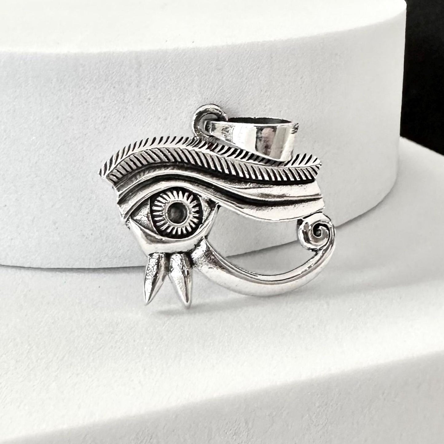 Egypt Eye of Horus Falcon Egyptian God Pendant/Necklace