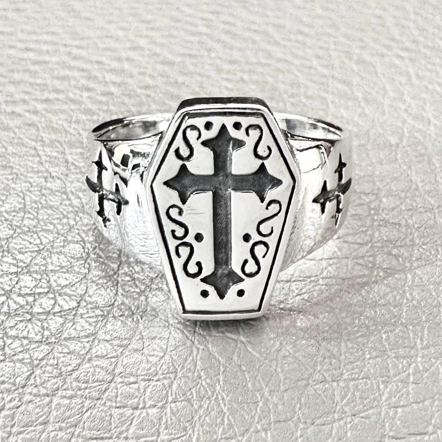 Jesus Christ Crucifix Cross Coffin Ring