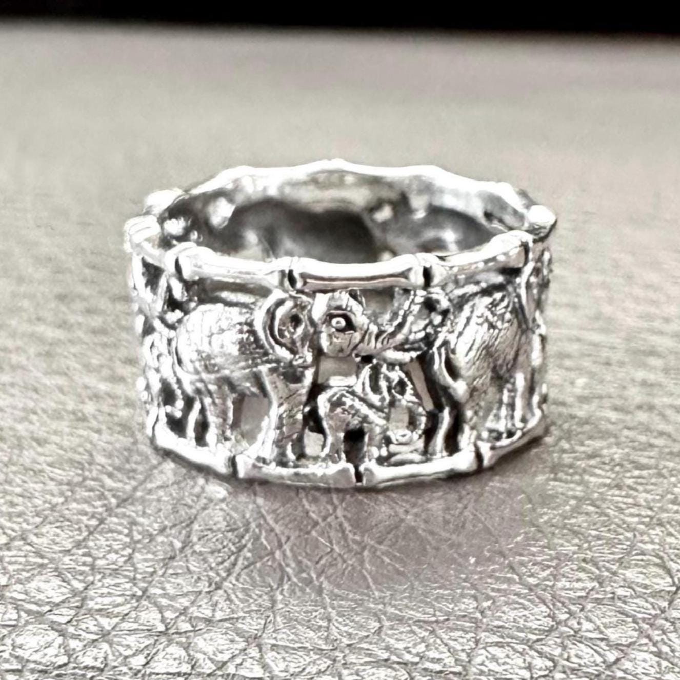 Elephant Thailand National Ring
